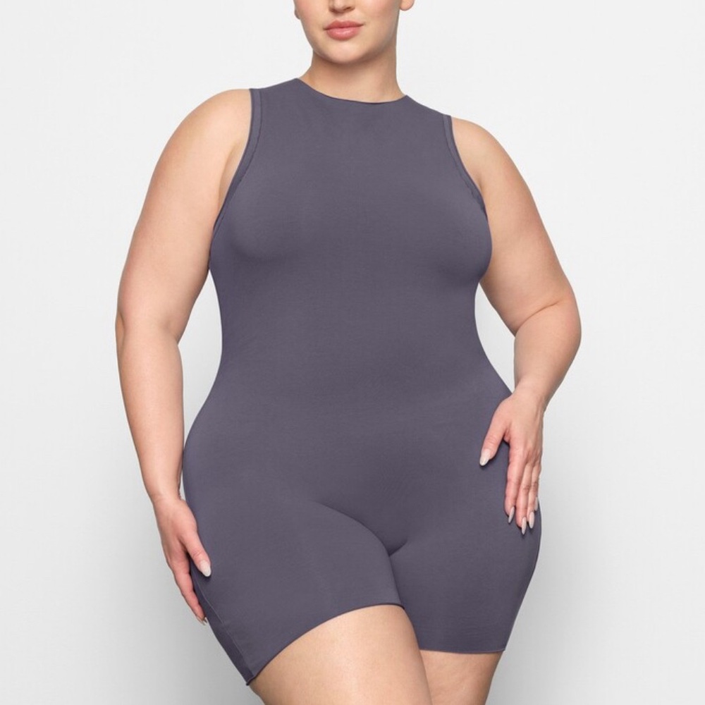 ⛈️ SKIMS Raw Edge Onesie